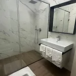 Hotel Vila Tirana 3*