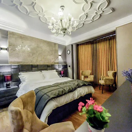 Hotel Vila Tirana 地拉那