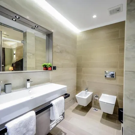 Hotel Vila Tirana מלון