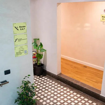 酒店 Hotel Vila Tirana 3*
