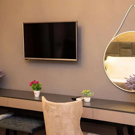 Hotel Vila Tirana Τίρανα